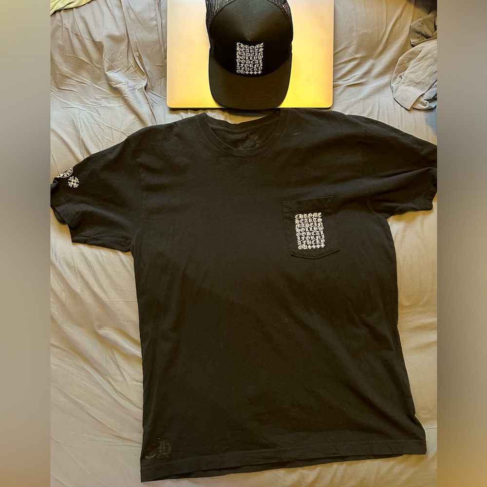 Chrome hearts Men’s Tshirt and trucker cap